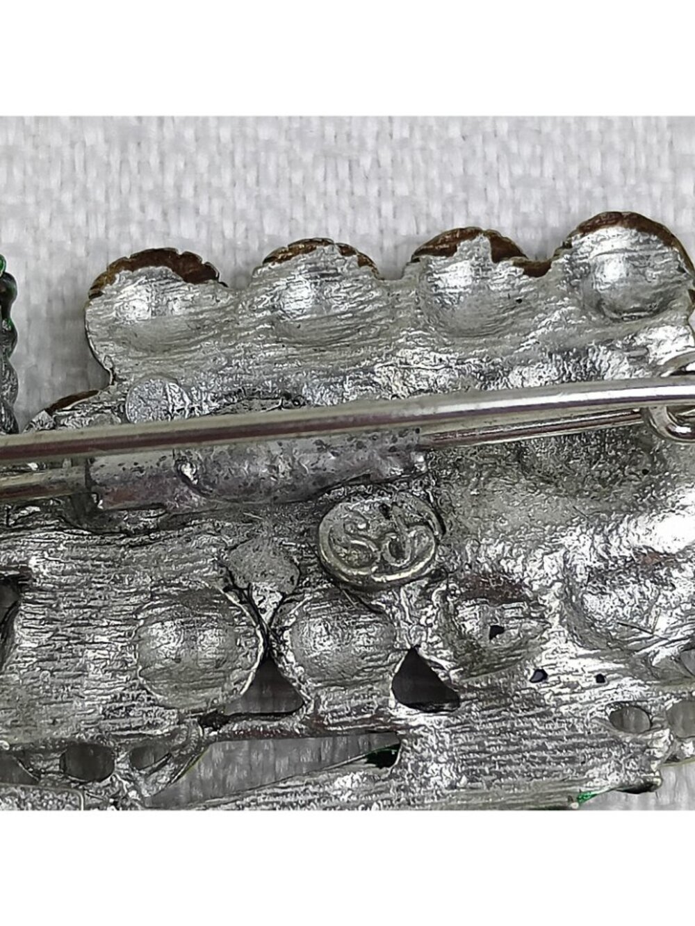 Oktoberfest Hat Pin Horse Drawn Conestoga Beer Wagon Kitchener Mckinney metal - Picture 5 of 8
